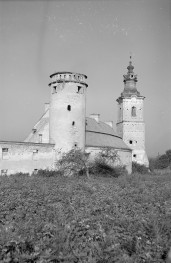 opactwo cysterskie - Baszta muzyczna i brama krakowska, skan 1