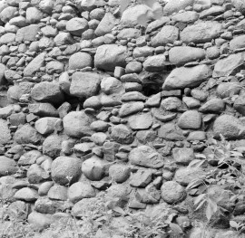 zamek - mur granitowy, skan 1