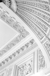 pałac Potockich / Tyszkiewiczów - sala balowa - sztukateria, dekor, sklepienie, skan 1