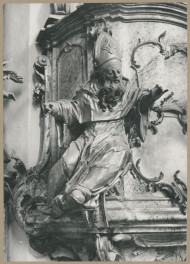 Zespół klasztorny - kościół, wnętrze, fragment ambony, skan 1