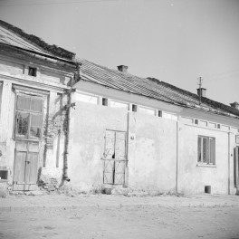 dom - elewacja od ulicy, skan 1