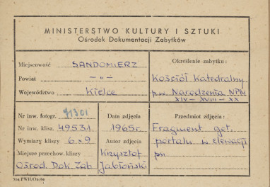 Zespół katedralny - katedra, fragment gotyckiego portalu w elewacji płn. - metryczka, skan 1