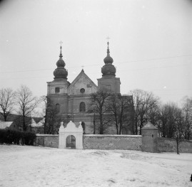 kościół klasztorny kanoników - elewacja frontowa, skan 1