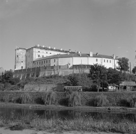 zamek - widok ogólny, skan 1