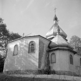 cerkiew greckokatolicka pw. św. Michała Archanioła, ob. kościół rzymskokatolicki - elewacja północno-wschodnia, skan 1