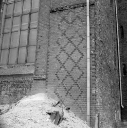 kościół rzymskokatolicki, ob. katedra pw. św. Mikołaja - elewacja północna, układ cegieł, skan 1