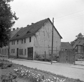 dom - elewacja ryglowa, skan 1