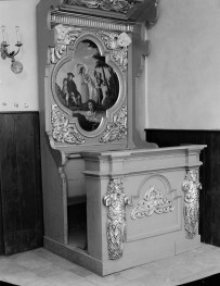 kościół pocysterski, ob. parafialny pw. św. Floriana - wnętrze: stalle, skan 1