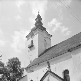 kościół pw. św. Katarzyny - wieża kościelna - widok od południowego - wschodu, skan 1