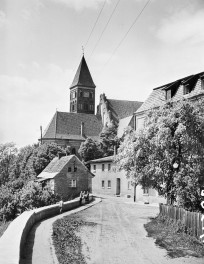 kościół klasztorny franciszkanów, ob. filialny pw. św. Masymiliana Kolbe - elewacja, skan 1