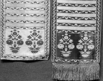 kościół pw. Wniebowzięcia Najświętszej Maryi Panny i św. Zygmunta - Muzeum Diecezjalne - zbiory - pas kontuszowy N 19 - fragment, skan 1