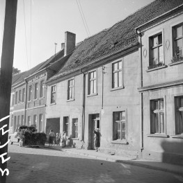 dom - elewacja frontowa, skan 1