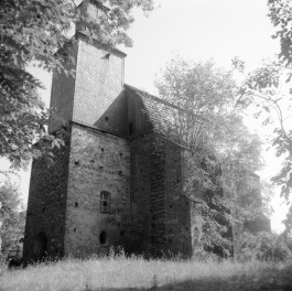 kościół filialny św. Katarzyny - elewacja, widok ogólny, skan 1