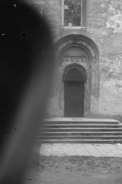 kolegiata - portal, skan 1