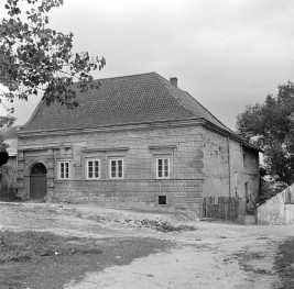 dom, d. drukarnia ariańska - widok od frontu, skan 1