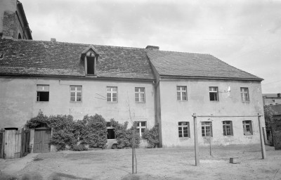 klasztor Franciszkanów - elewacja zachodnia, skan 1