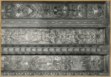 Pałac biskupów - wnętrze , I pokój kapituły,  fragment polichromii stropu , skan 1