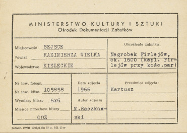 Kaplica Firlejów - nagrobek Firlejów - kartusz  z płytą z inskrypcją - metryczka, skan 1