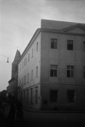kamienica na rynku w Koźle, kościół pw. św. Zygmunta i św. Jadwigi, skan 1