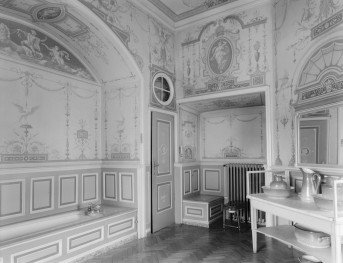 zamek magnacki Lubomirskich i Potockich - wnętrze - piętro III - Łazienka Pompejańska, skan 1