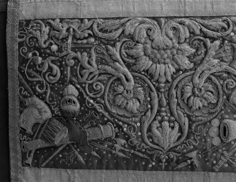 Kościół pw. Wniebowzięcia NMP i Świętego Józefa - ornat św. Kazimierza, 1650-60, haft Polski, , skan 1