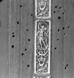 Kościół św. Józefa Oblubieńca i św. Antoniego z Padwy - tabernakulum z ok. 1740. Detale zdobienia., skan 1