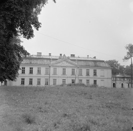 pałac - elewacja ogrodowa, skan 1