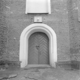 kościół filialny pw. św. Andrzeja - portal zachodni, skan 1