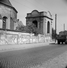 kościół klasztorny jezuitów pw. Nawiedzenia NMP - dzwonnica, elewacja, skan 1