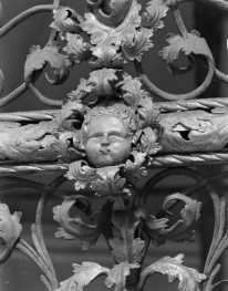 sanktuarium św. Jadwigi Śląskiej - kościół: krata do starej kaplicy św. Jadwigi, detal, skan 1