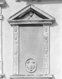 Kościół parafialny pw. Wniebowzięcia NMP i św. Mikołaja - epitafium Antoniusa Schwarcz oraz jego żony Margarety., skan 1