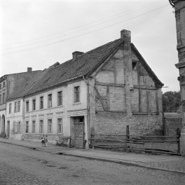 dom - elewacja ryglowa, skan 1