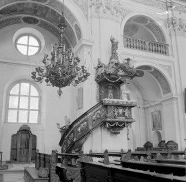 kościół parafialny pw. św.św. Mikołaja i Franciszka Ksawerego - wnętrze, ambona, skan 1