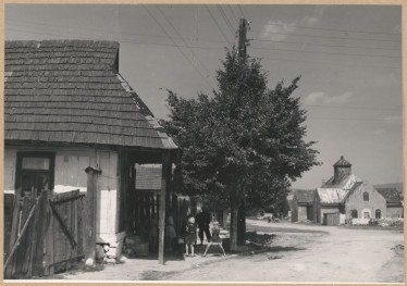 Fragment miasta - wylot ul. Bardzkiej na rynek


, skan 1
