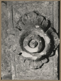 Kaplica Firlejów - portal - fragment dekoracji , skan 1
