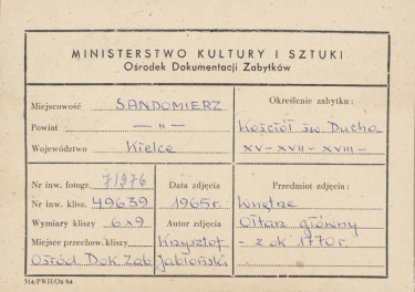 Zespół kościelno-szpitalny św. Ducha - wnętrze kościoła, widok na ołtarz główny - metryczka, skan 1