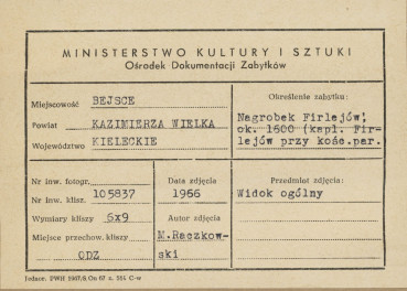 Kaplica Firlejów - nagrobek Firlejów - widok ogólny - metryczka, skan 1