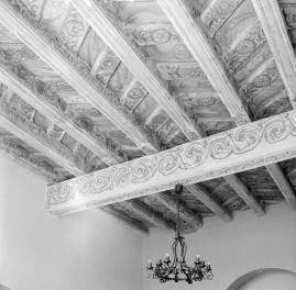 zamek ob. hotel - wnętrze: sala II p. strop, skan 1