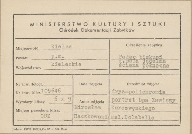 Pałac biskupów - wnętrze, d. sala jadalna, ściana północna, fryz - polichromia, portret bpa Zawiszy Kurozwęskiego - metryczka, skan 1