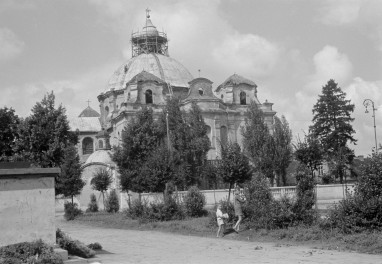 kolegiata - widok ogólny, skan 1