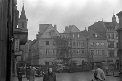 rynek - pierzeja północna, skan 1