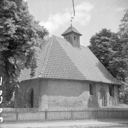 kaplica pw. św. Jerzego - elewacja boczna, skan 1