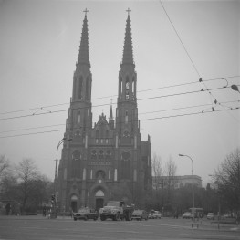 kościół pw. św. Michała Archanioła i św. Floriana Męczennika - elewacja frontowa, skan 1