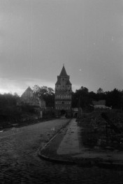 brama Świecka - elewacja frontowa, skan 1