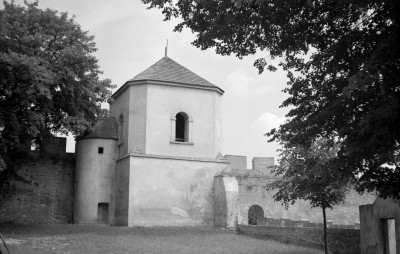 dzwonnica przy kościele parafialnym pw. św. Władysława, skan 1