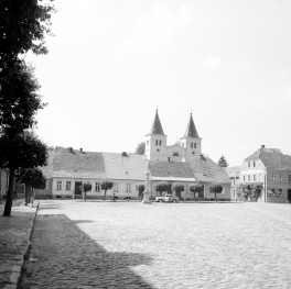 rynek - zabudowa miejska, skan 1