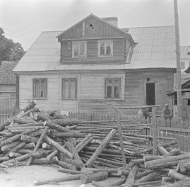 dom dawna ul. Armii Czerwonej 4 - elewacja, skan 1