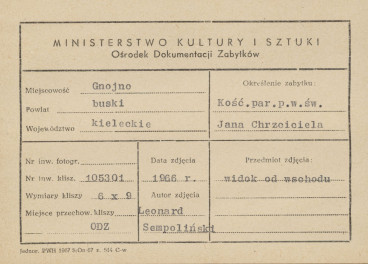 Kościół parafialny - widok ogólny od strony wsch. - metryczka, skan 1