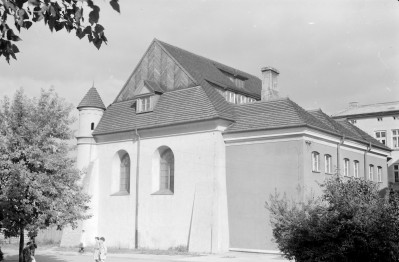 synagoga Staromiejska - elewacja i baszta, skan 1
