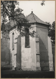 Kościół parafialny pw. św. Pawła - widok na prezbiterium od strony płd. - wsch. , skan 1